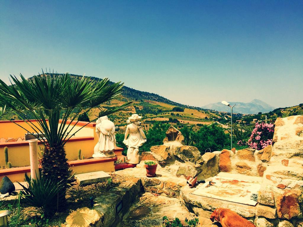 أليا Villa Della Mimosa المظهر الخارجي الصورة