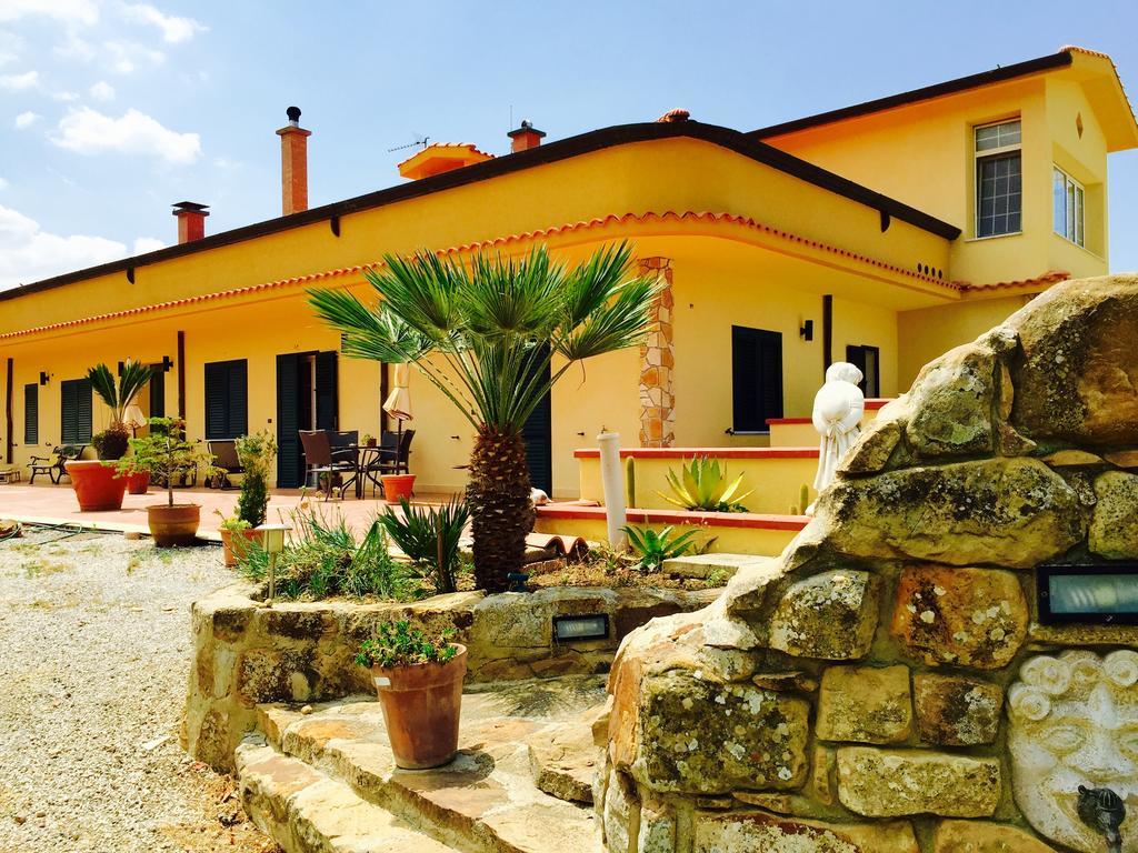 أليا Villa Della Mimosa المظهر الخارجي الصورة